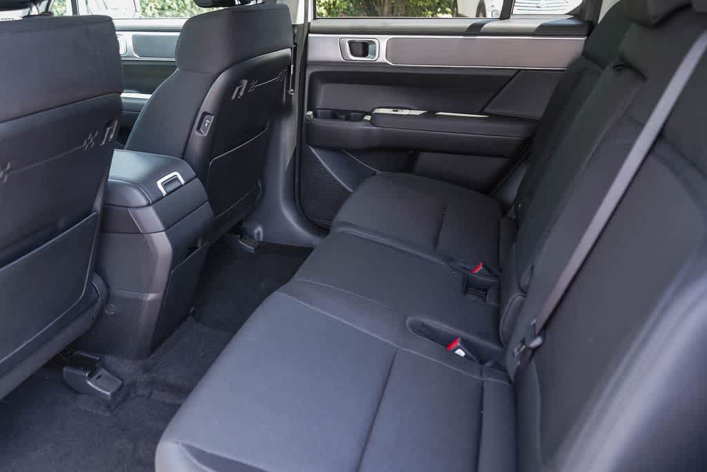 New 2026 Hyundai Santa Fe SE FWD image 17