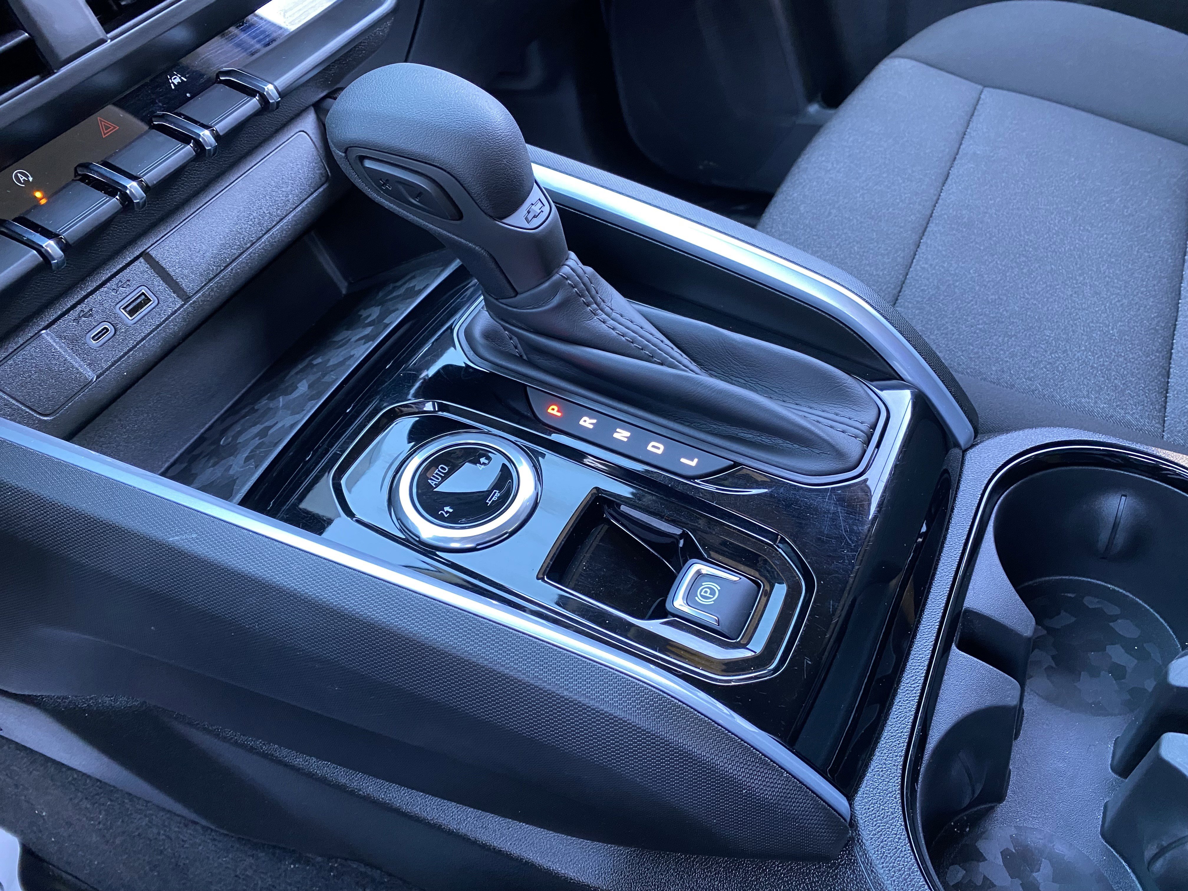 Used 2025 Chevrolet Colorado W/T w/ WT Convenience Package II image 29