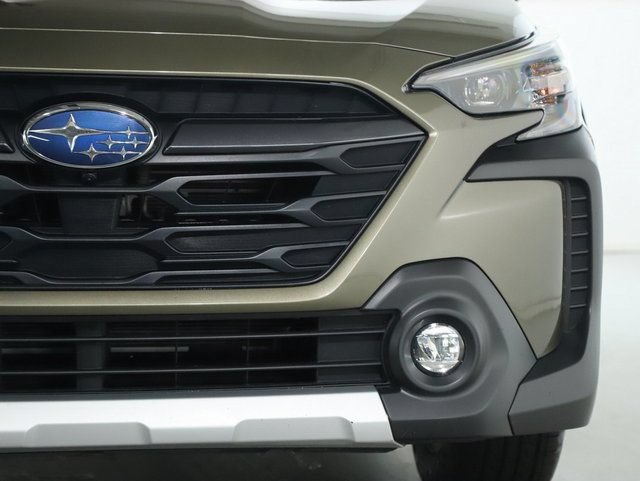 Used 2024 Subaru Outback Touring AWD/4WD image 7