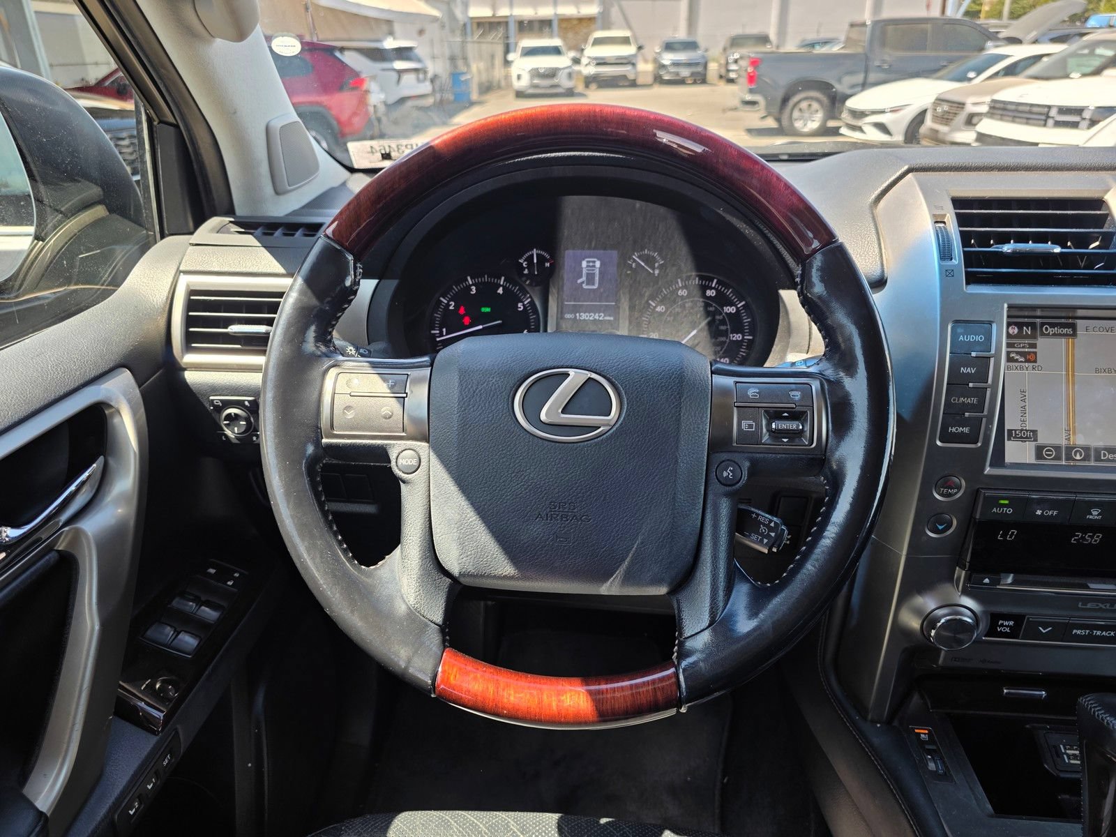 Used 2016 Lexus GX 460 w/ Premium Package AWD/4WD image 20