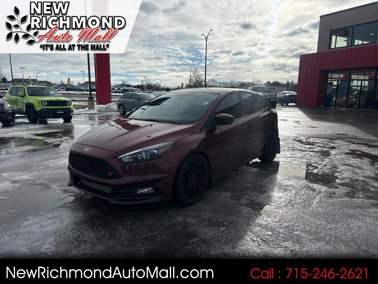 Used 2016 Ford Focus ST w/ Equipment Group 402A image 1