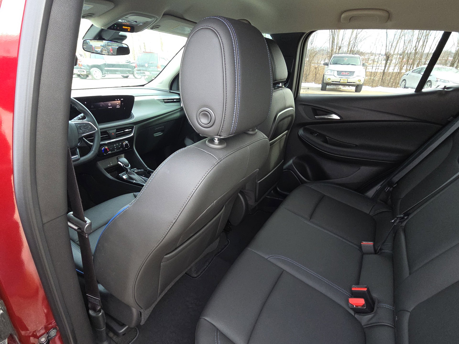 Certified 2025 Buick Encore GX Sport Touring w/ Comfort Package image 27