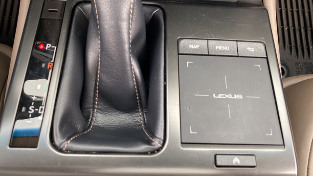 Used 2022 Lexus GX 460 Luxury w/ Accessory Package AWD/4WD image 20