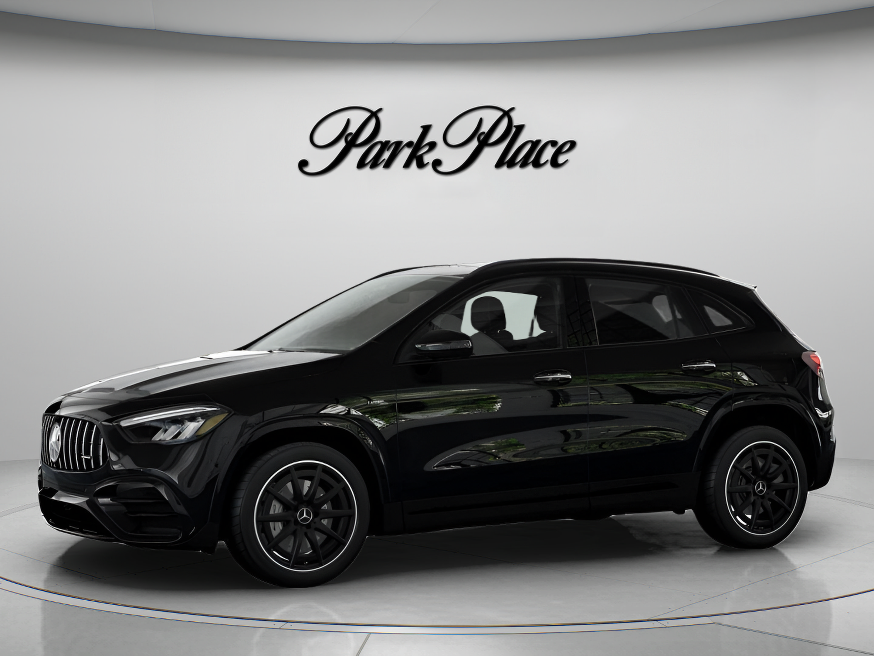 Used 2026 Mercedes-Benz GLA 35 AMG 4MATIC image 3