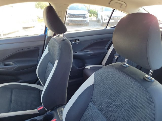 Used 2021 Nissan Versa SV FWD image 20