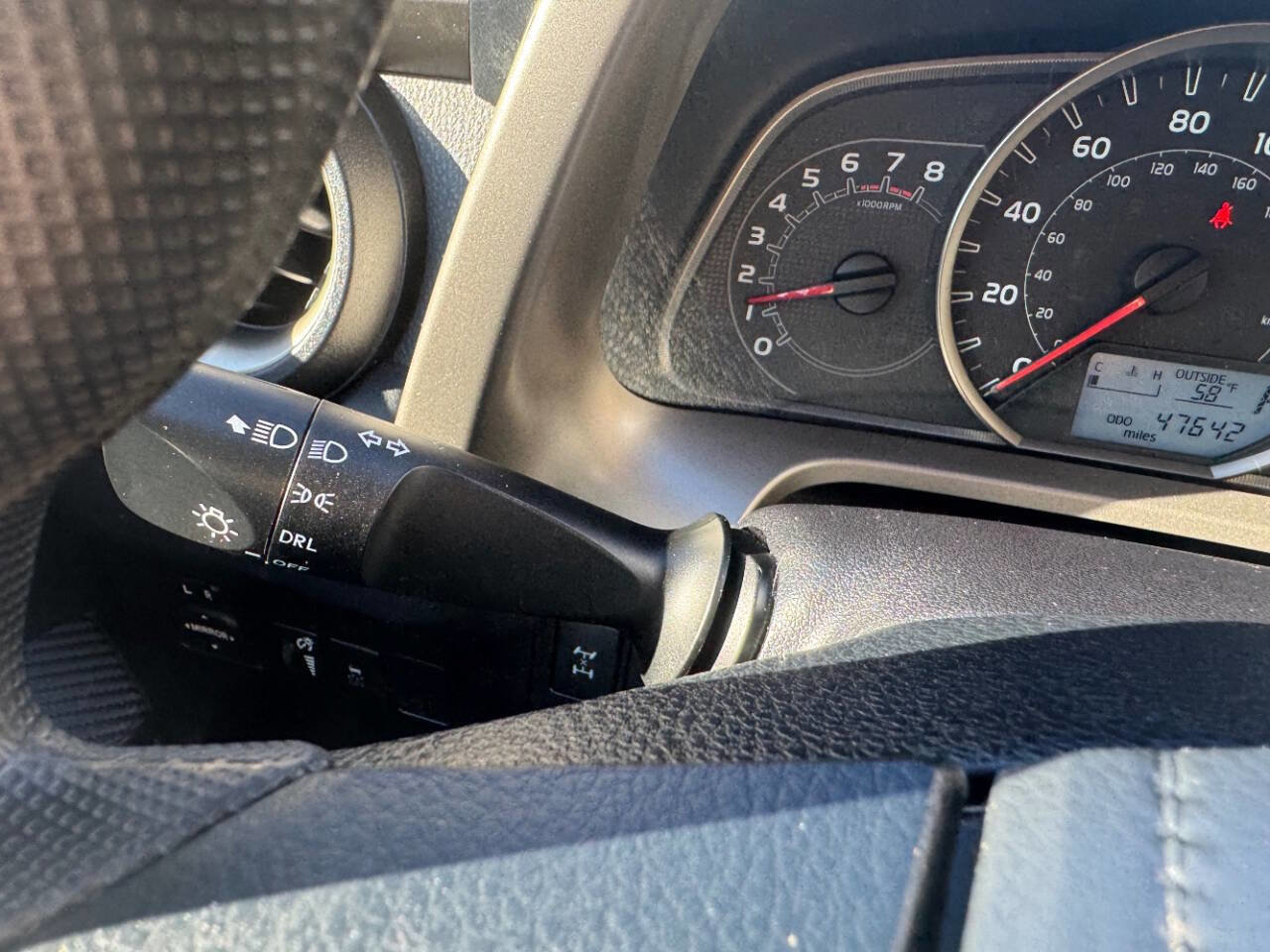 Used 2014 Toyota RAV4 LE image 15