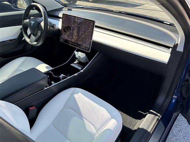 Used 2020 Tesla Model 3 Performance image 33