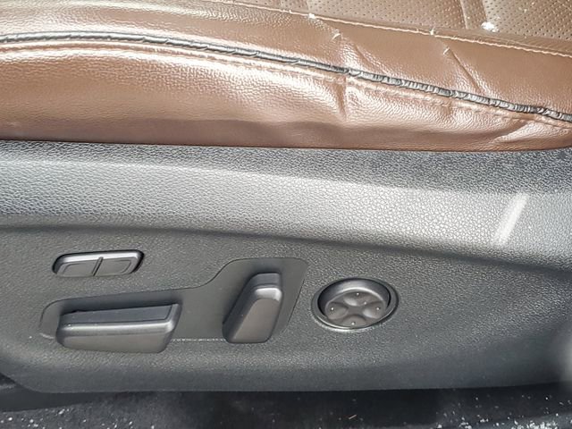 Used 2020 Kia Sorento SX image 27