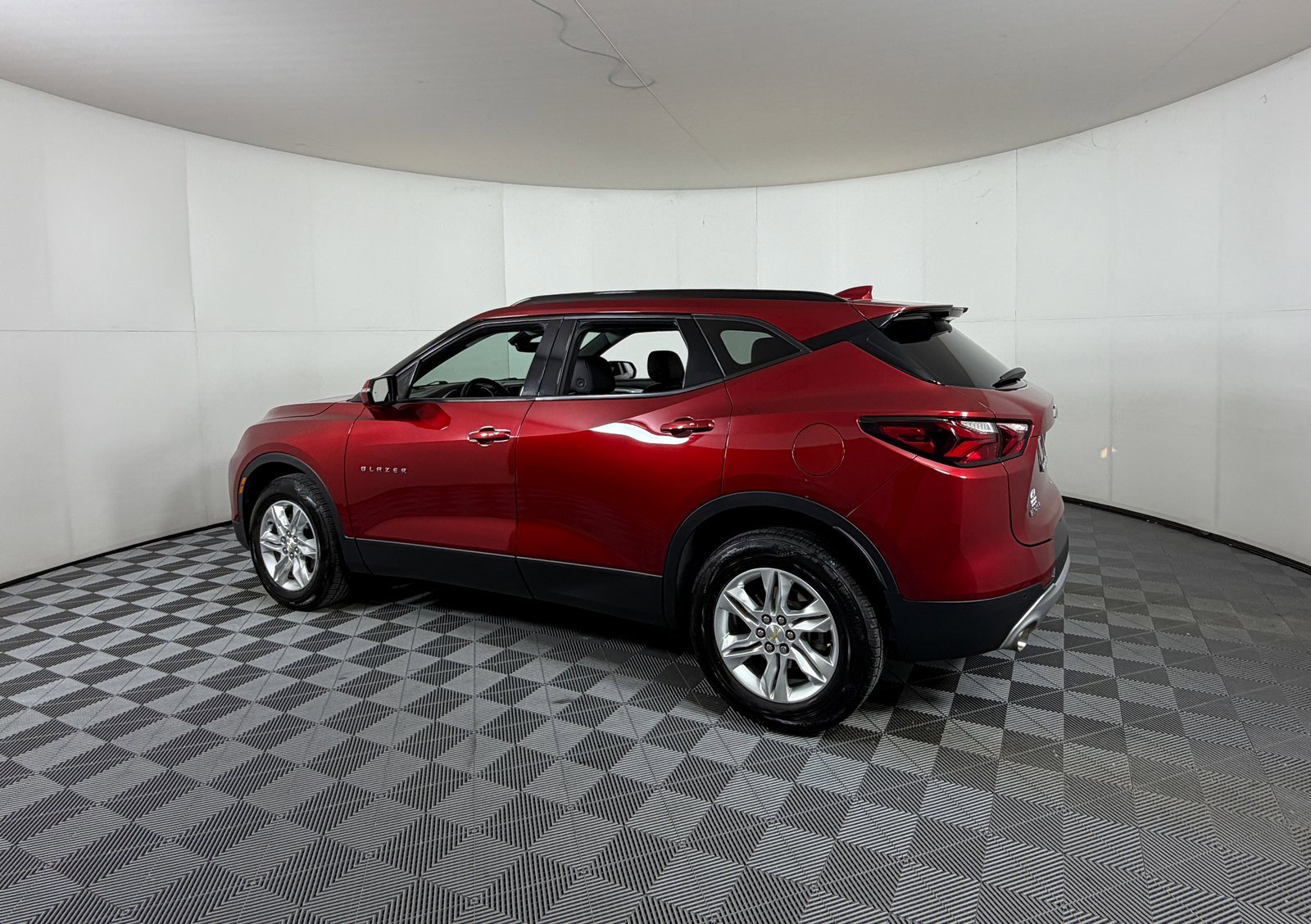 Used 2022 Chevrolet Blazer LT w/ Sound & Technology Package image 3