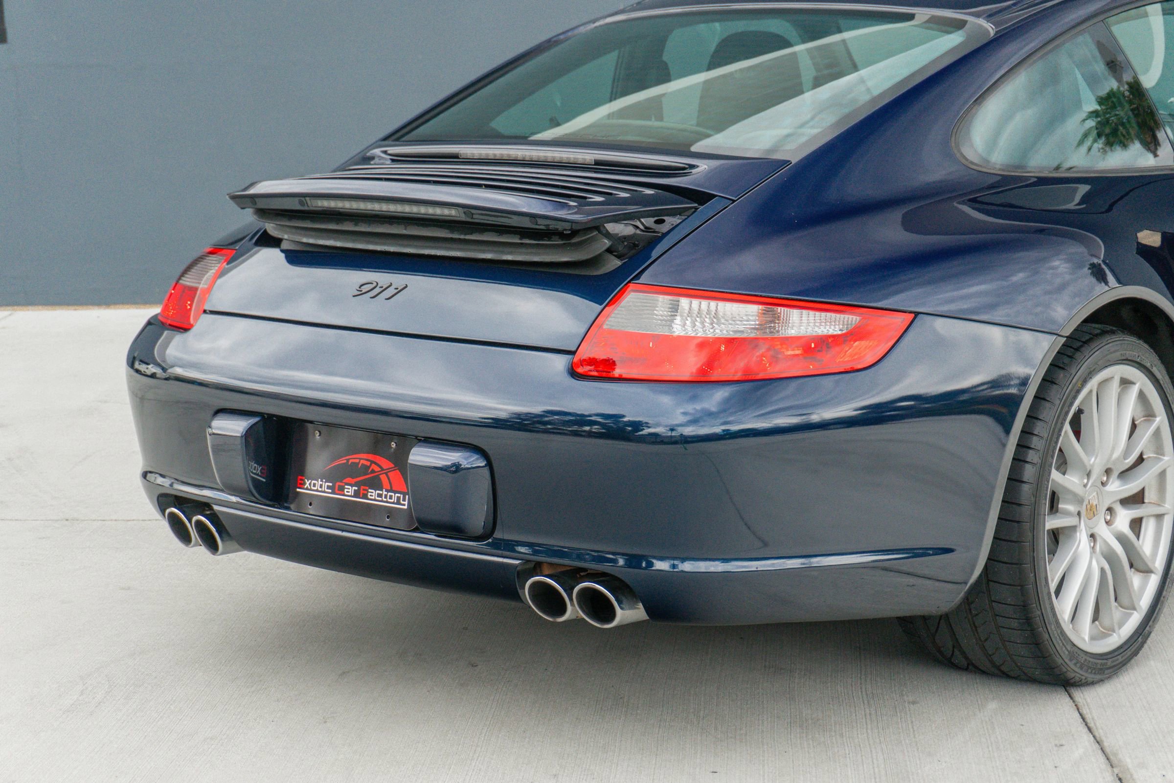 Used 2005 Porsche 911 Carrera RWD image 37