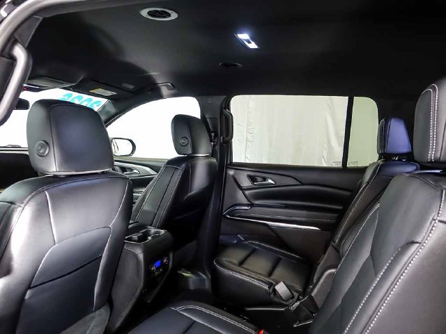 Used 2026 Chevrolet Traverse LT AWD/4WD image 15