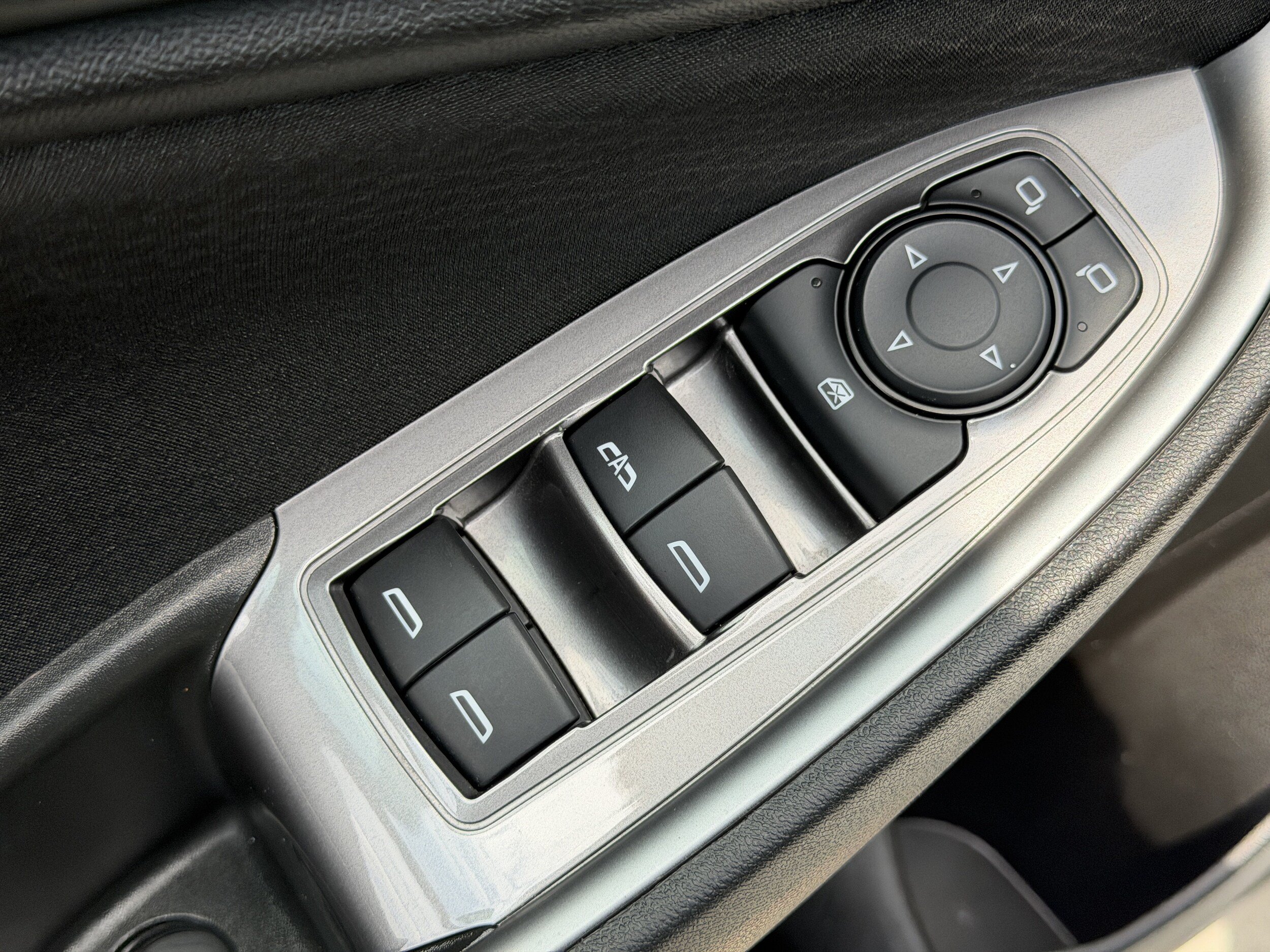 Used 2024 Chevrolet Malibu LT FWD image 18