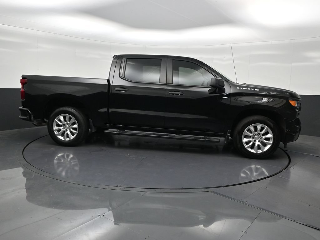 Used 2024 Chevrolet Silverado 1500 Custom RWD image 7