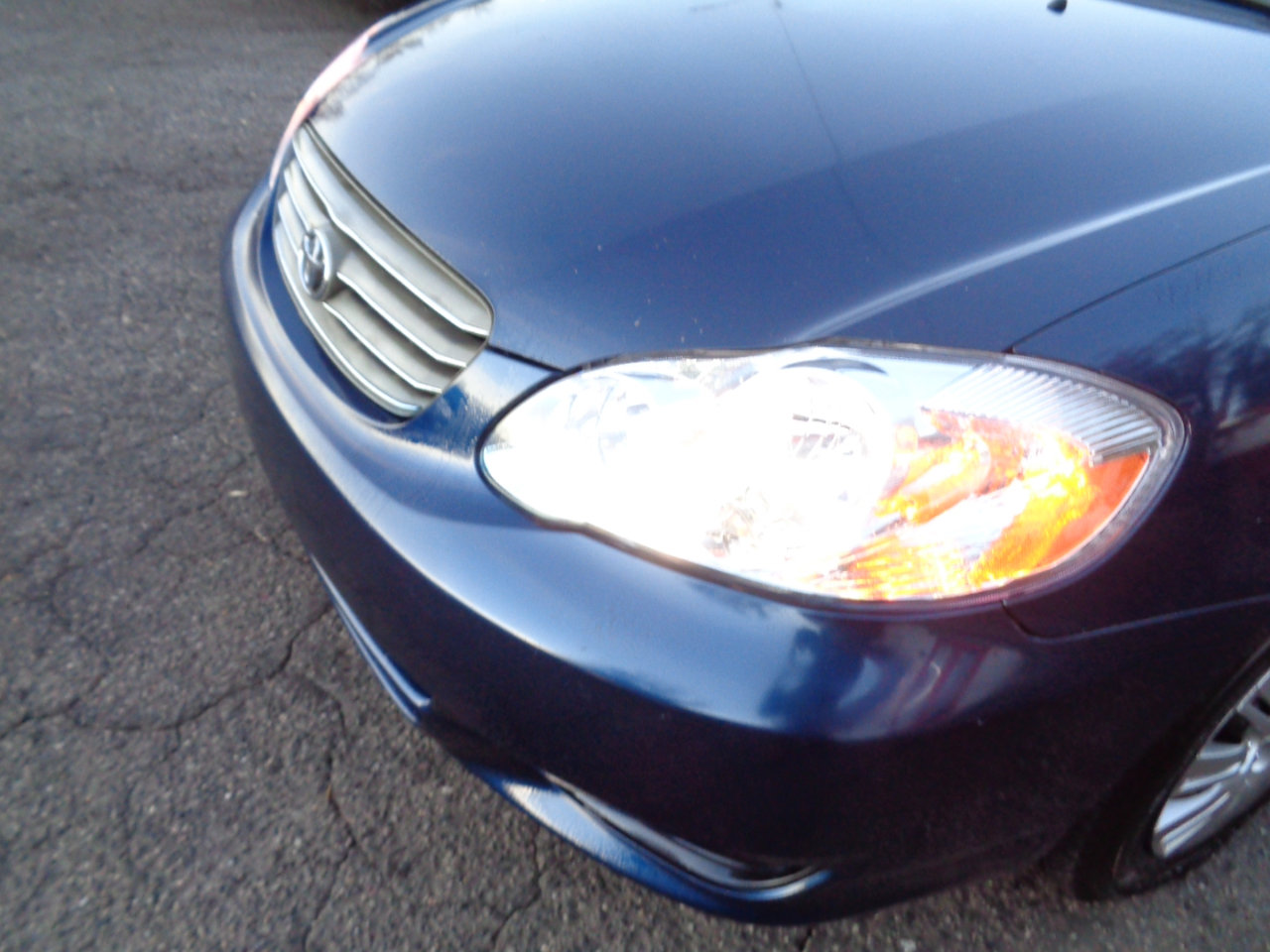 Used 2004 Toyota Corolla LE image 9