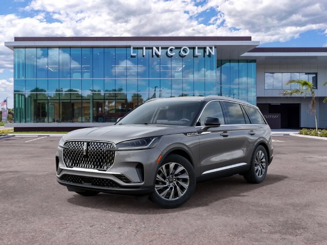 New 2027 Lincoln Aviator 2WD image 2