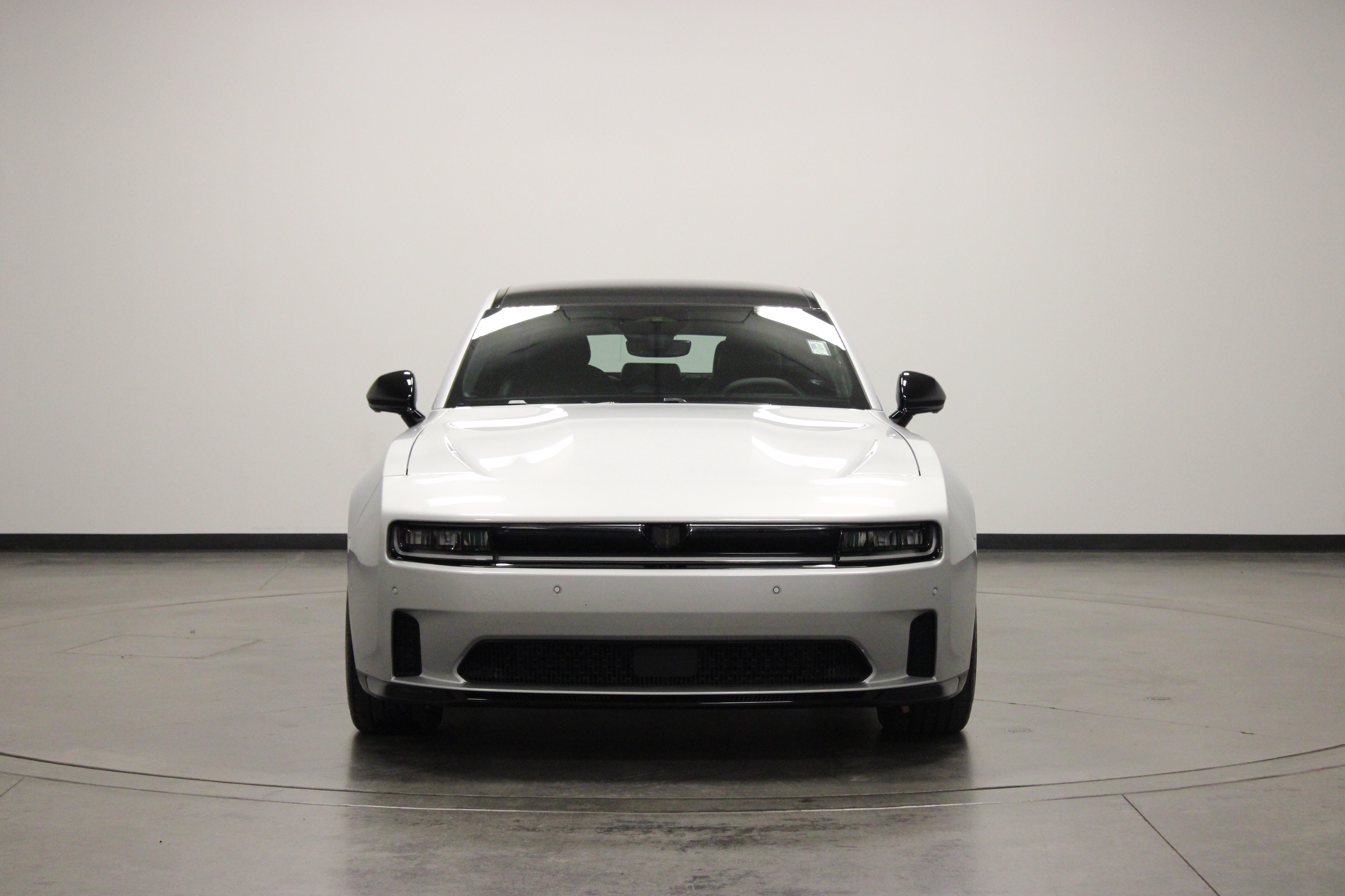 Used 2024 Dodge Charger Daytona R/T w/ Plus Group AWD/4WD image 3