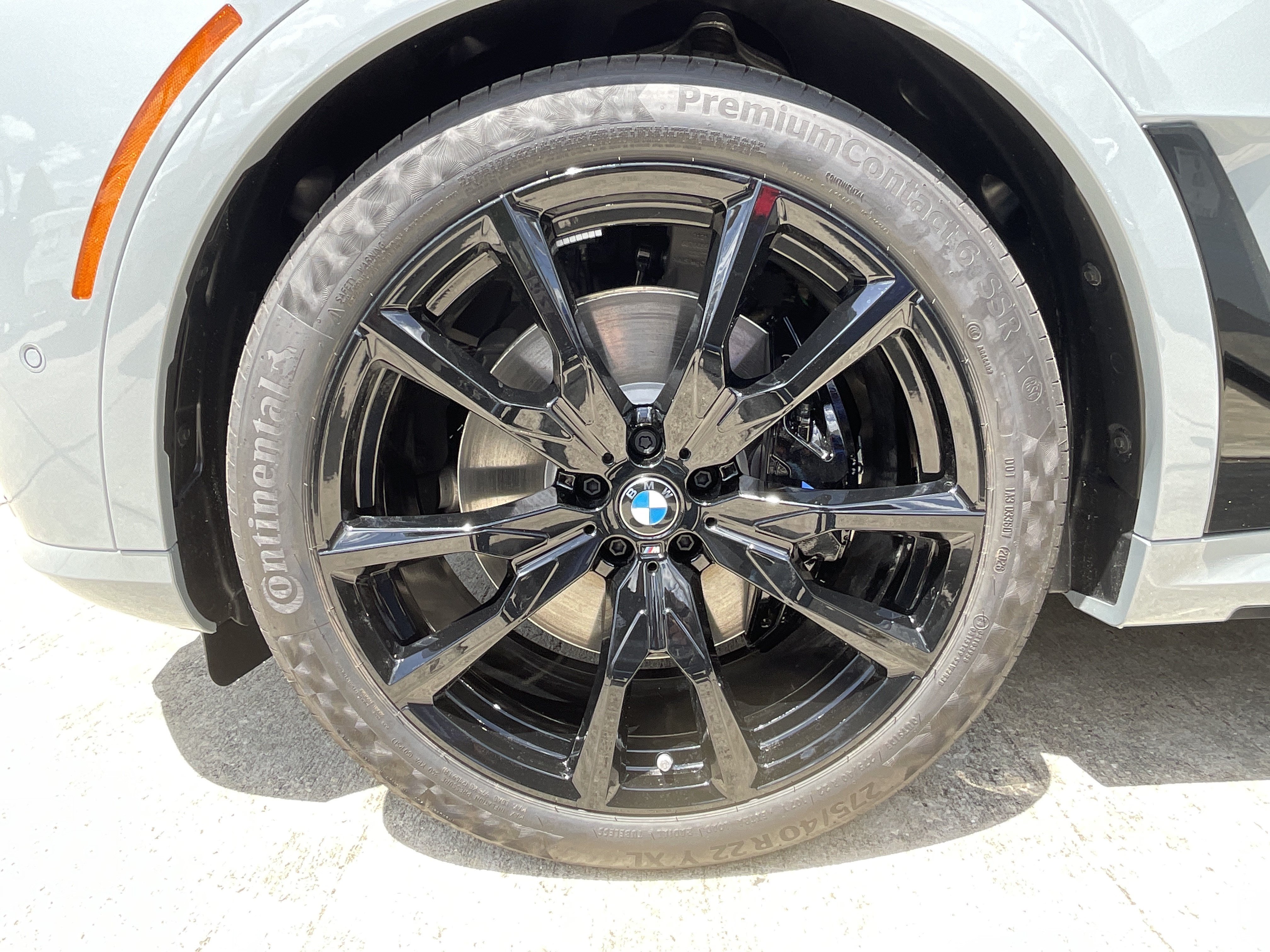 New 2027 BMW X7 xDrive40i w/ M Sport Package AWD/4WD image 7
