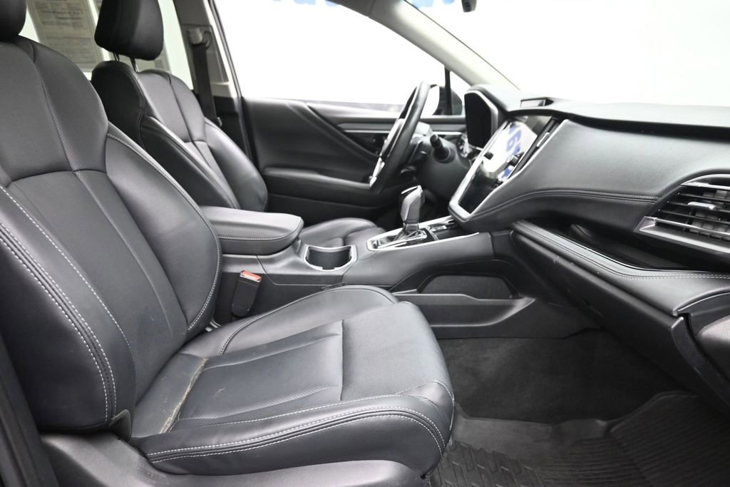 Used 2022 Subaru Outback Limited AWD/4WD image 9