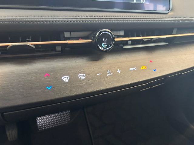 Certified 2025 Nissan Ariya AWD image 21