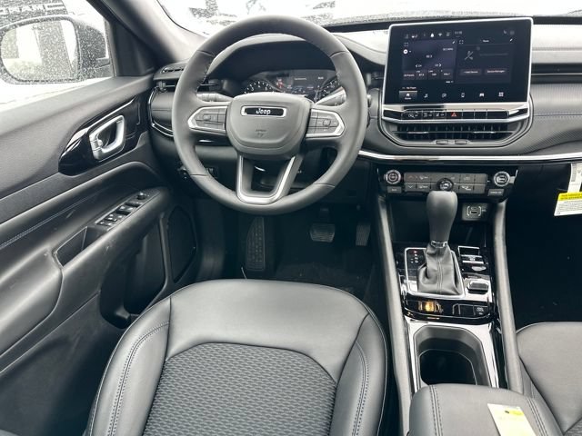 New 2026 Jeep Compass Latitude AWD/4WD image 19