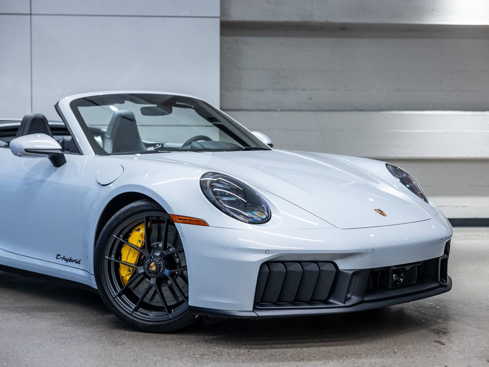 Certified 2025 Porsche 911 Carrera 4 GTS image 16