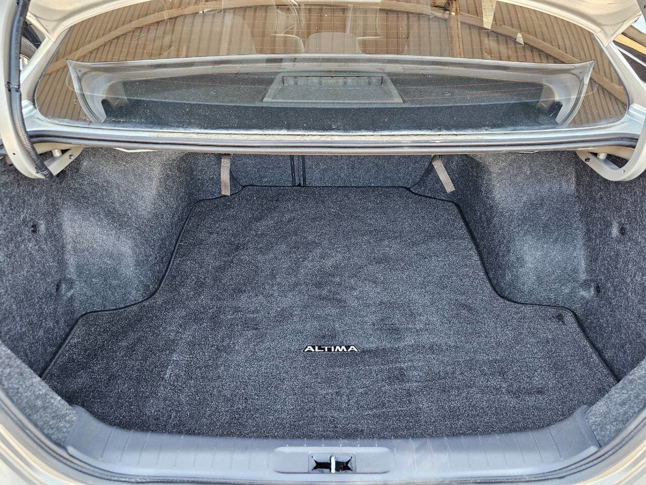 Used 2015 Nissan Altima 2.5 SV image 19