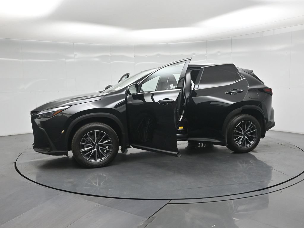 Used 2025 Lexus NX 350h AWD w/ Cold Area Package image 34