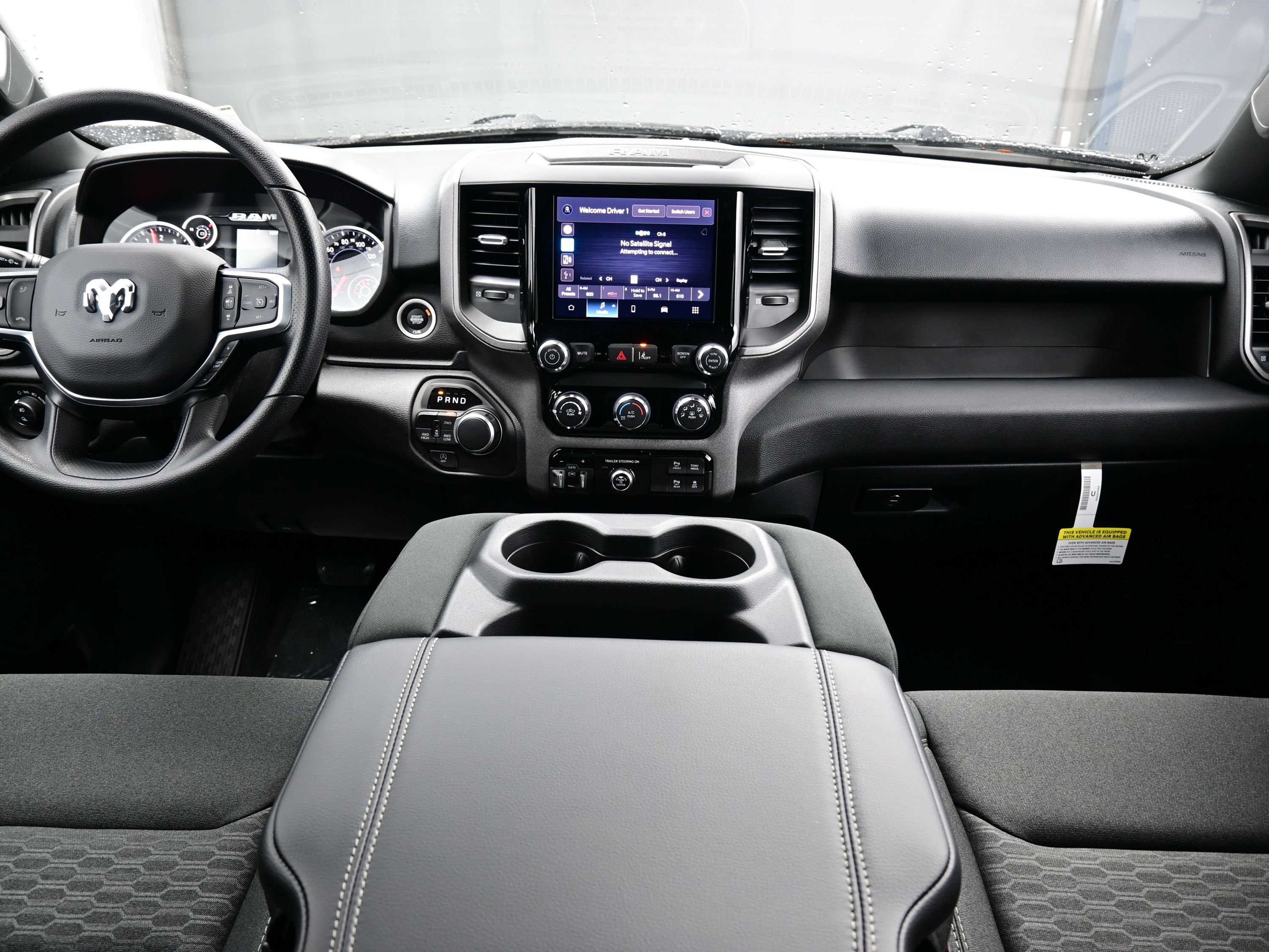 New 2026 RAM 1500 Express AWD/4WD image 9