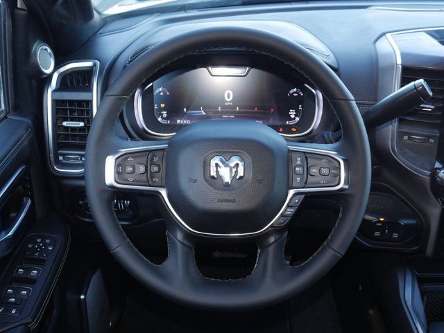 New 2025 RAM 2500 Laramie AWD/4WD image 18