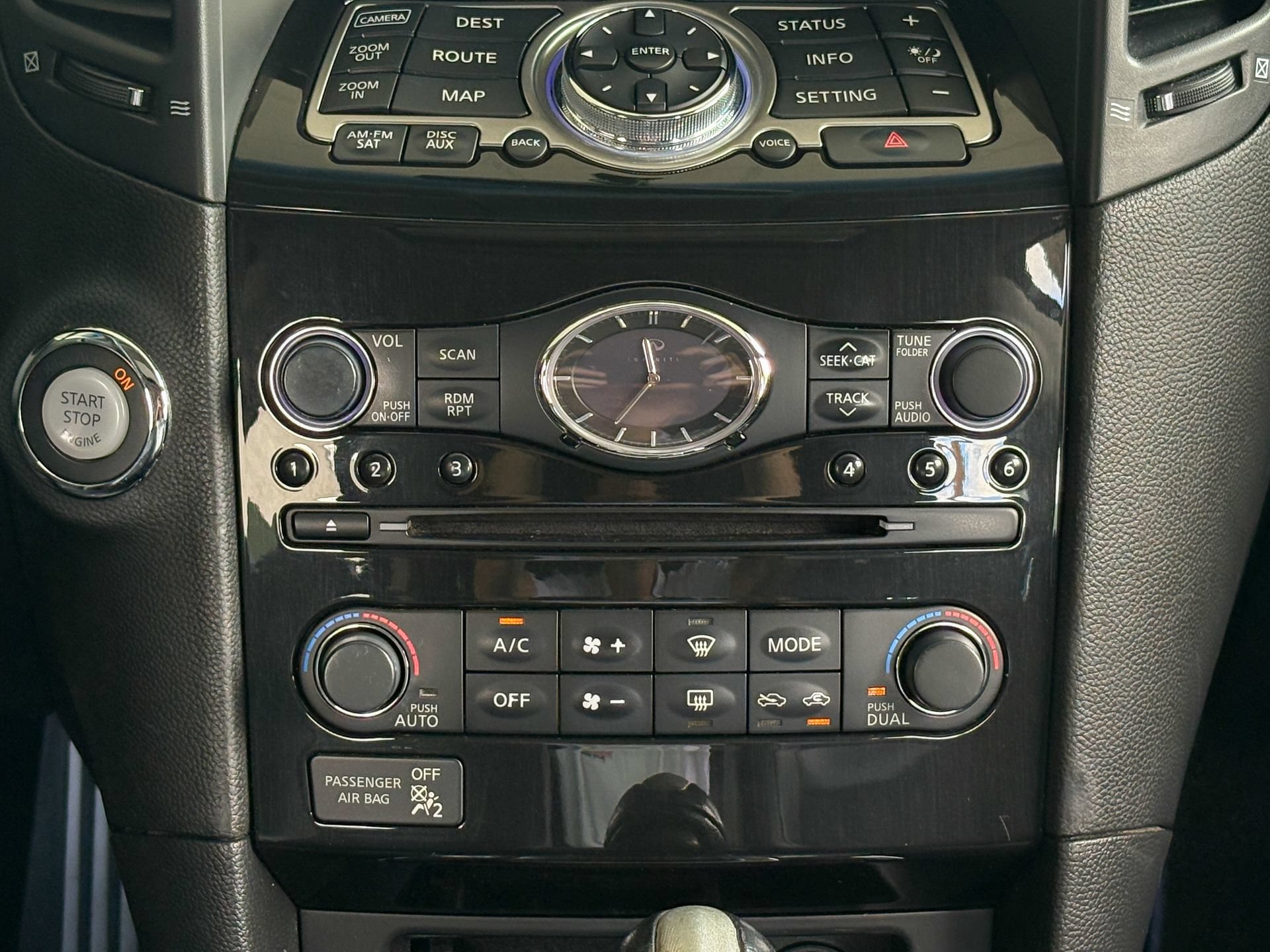 Used 2012 INFINITI FX35 Limited Edition AWD/4WD image 32