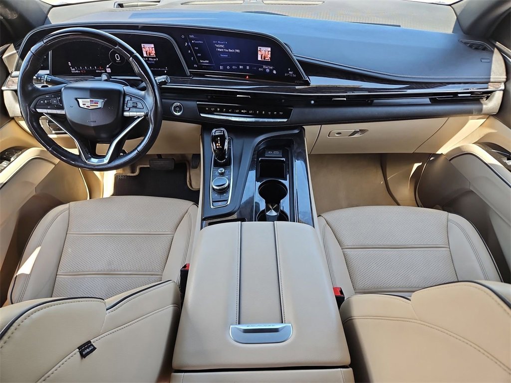 Certified 2023 Cadillac Escalade Premium Luxury w/ Performance Package image 8