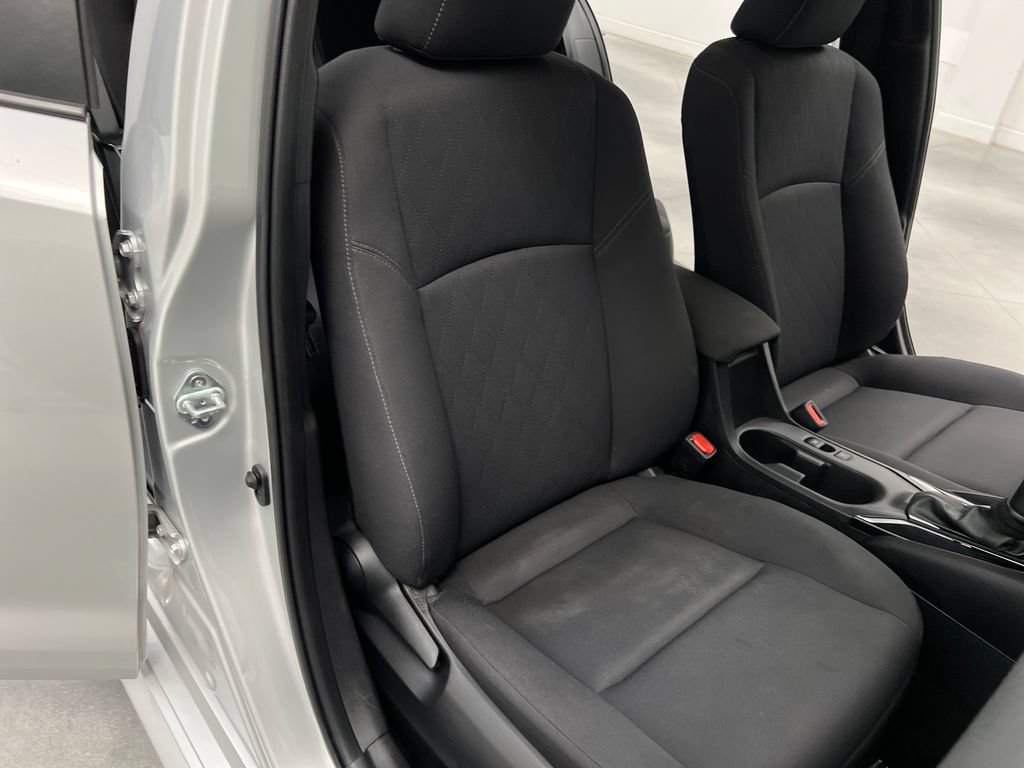 Used 2024 Toyota Corolla LE FWD image 25