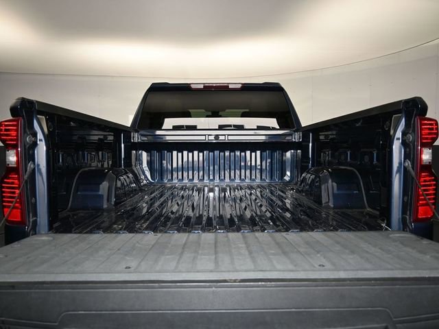 Used 2021 Chevrolet Silverado 1500 LT w/ Safety Package II AWD/4WD image 41