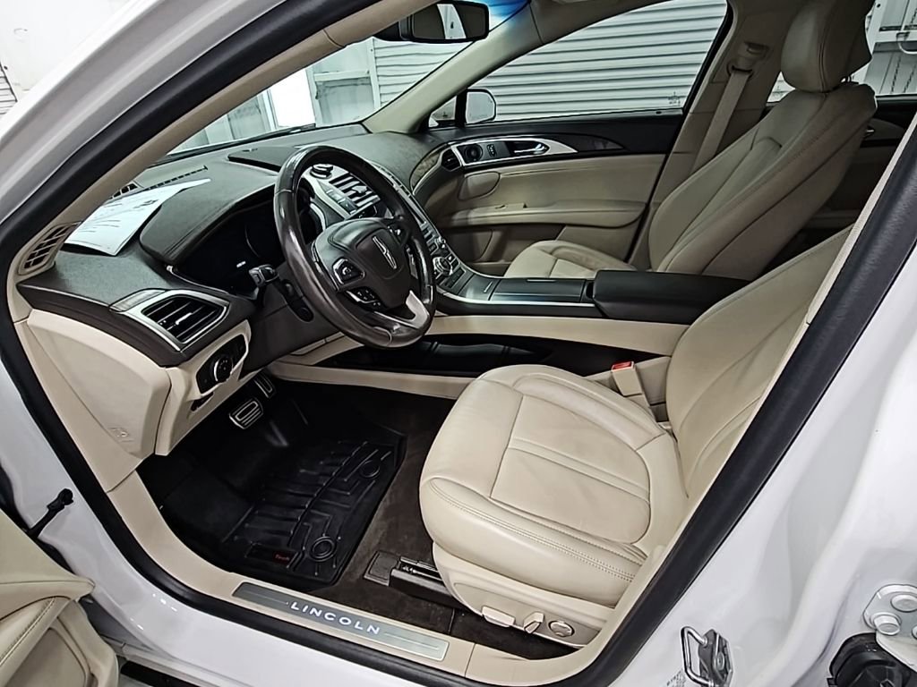 Used 2019 Lincoln MKZ Reserve w/ Reserve Plus Package image 11