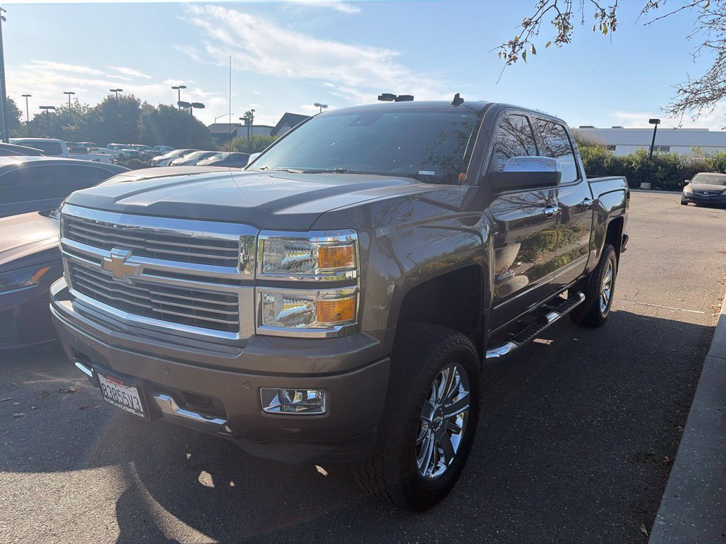 Used 2014 Chevrolet Silverado 1500 High Country w/ High Country Premium Package AWD/4WD image 3