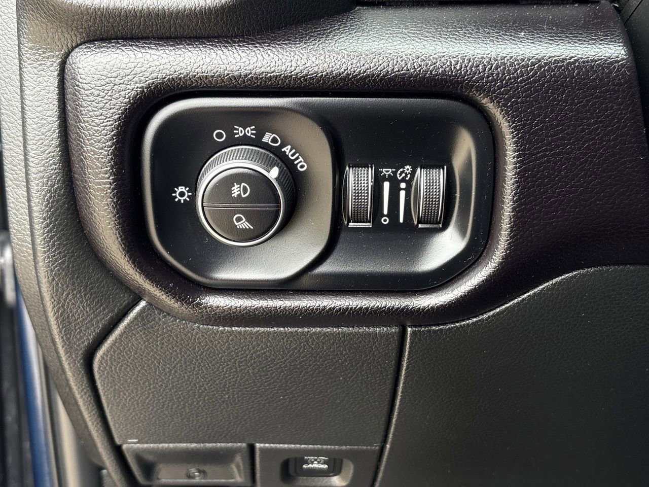 Used 2024 RAM 3500 Laramie w/ Towing Technology Group AWD/4WD image 25