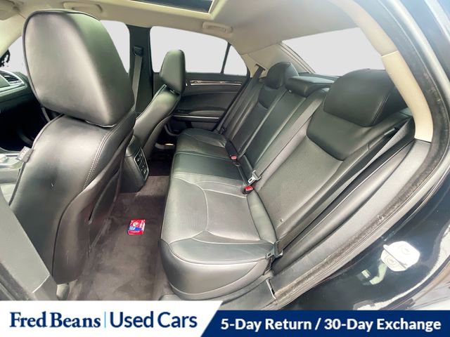 Used 2016 Chrysler 300 C AWD/4WD image 19