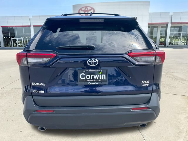 Used 2023 Toyota RAV4 XLE Premium AWD/4WD image 4