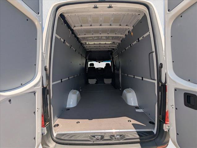 New 2026 Mercedes-Benz Sprinter 2500 image 13