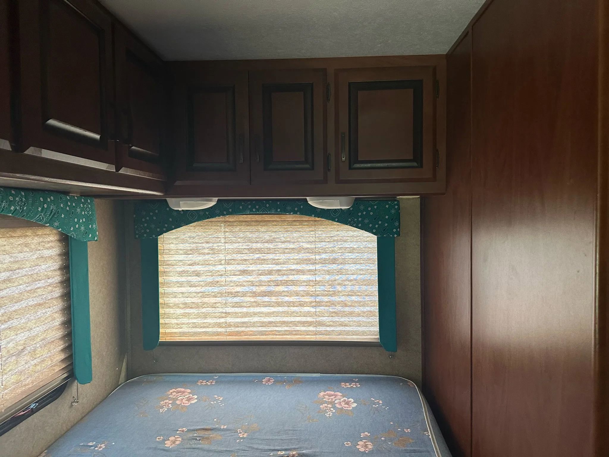 Used 2011 Mercedes-Benz Sprinter 3500 image 28