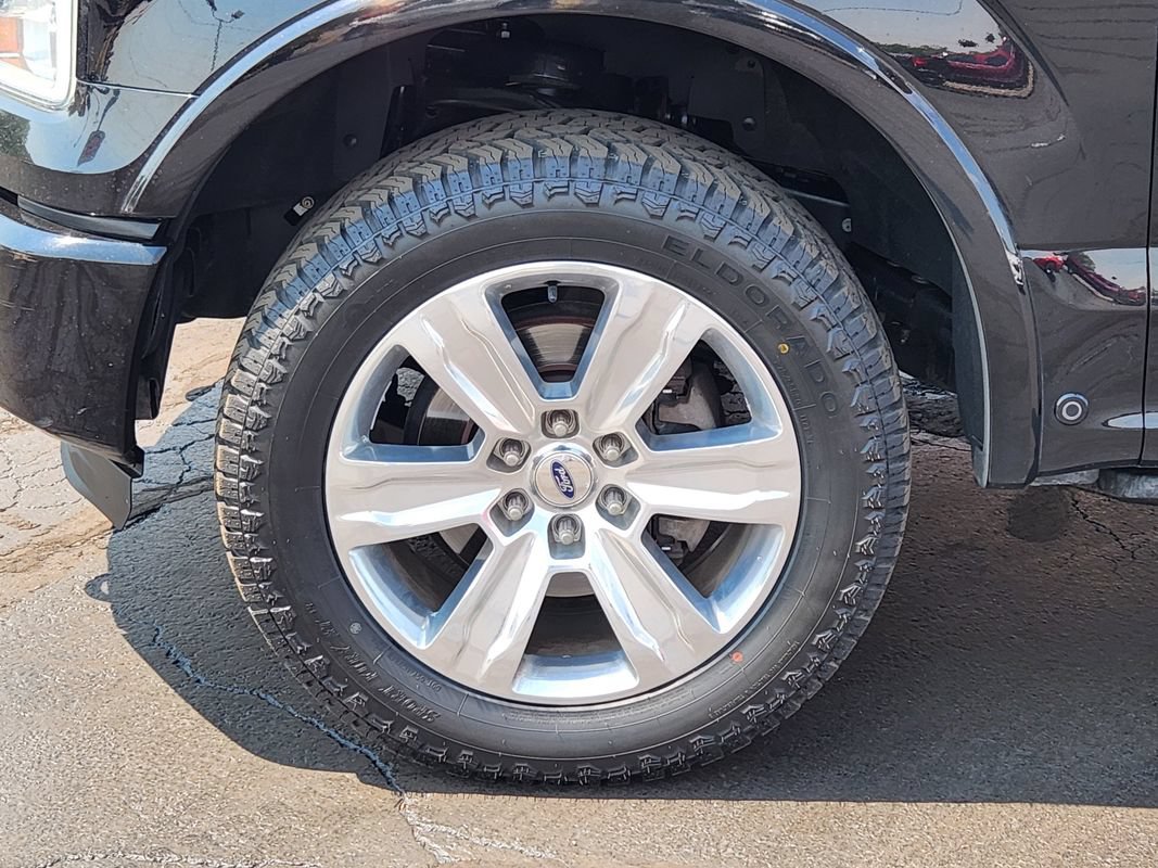 Used 2016 Ford F150 Platinum w/ Equipment Group 701A Luxury AWD/4WD image 12