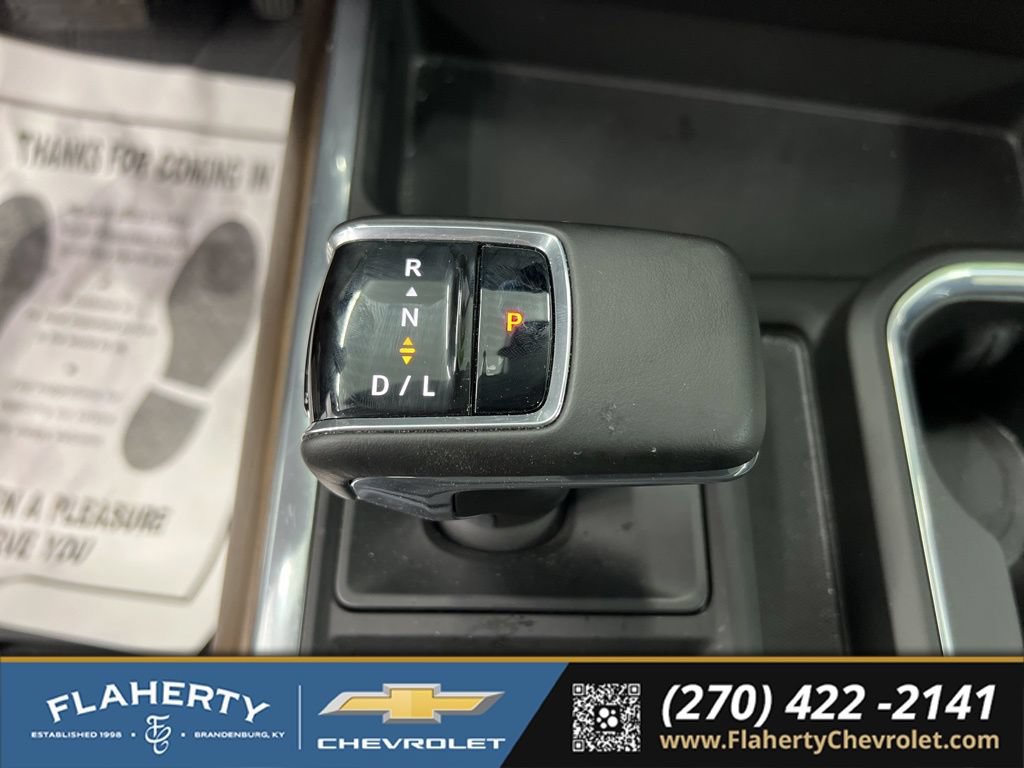 Used 2025 Chevrolet Silverado 1500 High Country AWD/4WD image 33