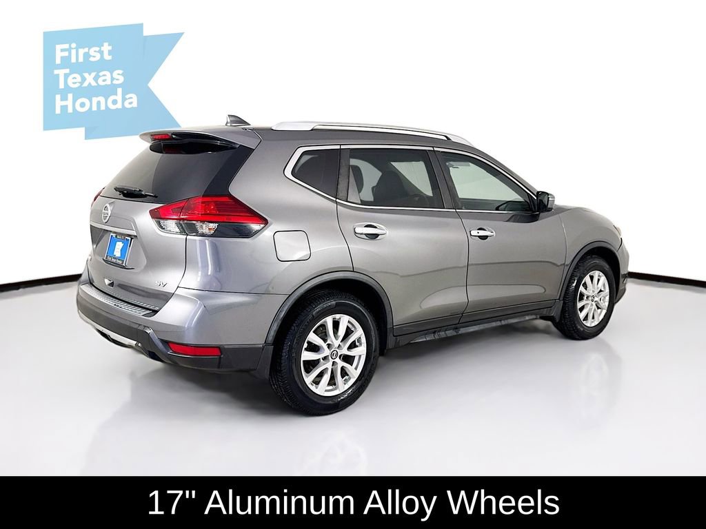 Used 2017 Nissan Rogue SV FWD image 8