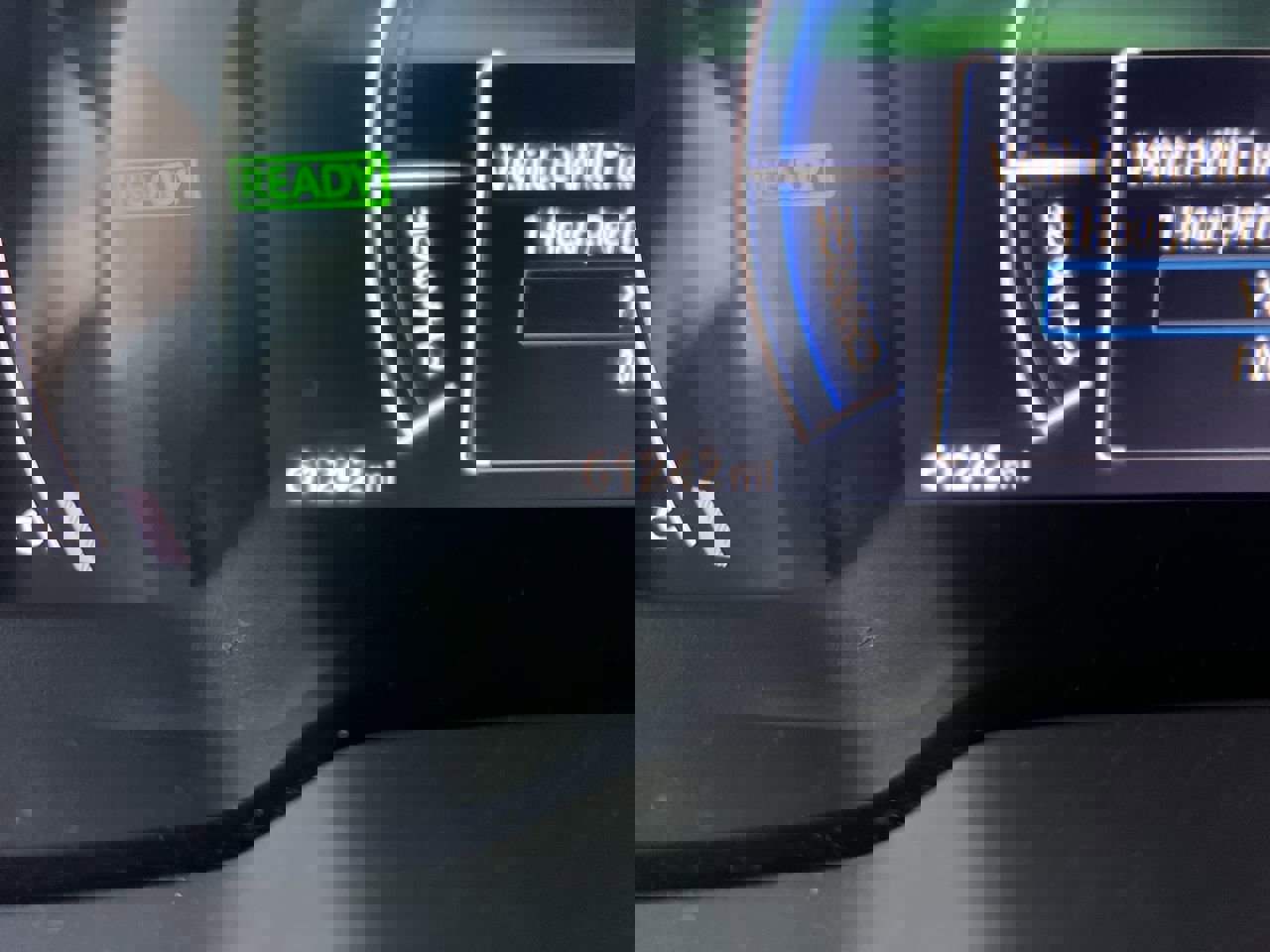 Used 2024 Toyota Corolla Cross XSE w/ Convenience Package image 22