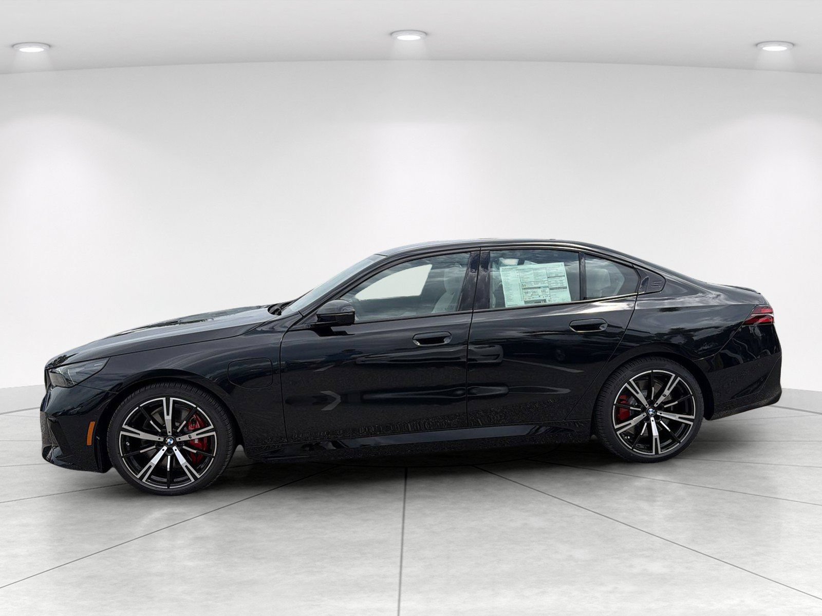 New 2027 BMW 550e xDrive w/ Executive Package AWD/4WD image 6