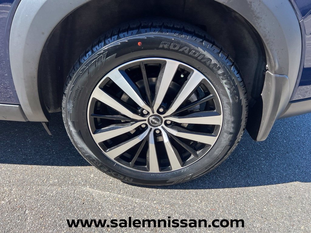 Used 2024 Nissan Pathfinder Platinum AWD/4WD image 30