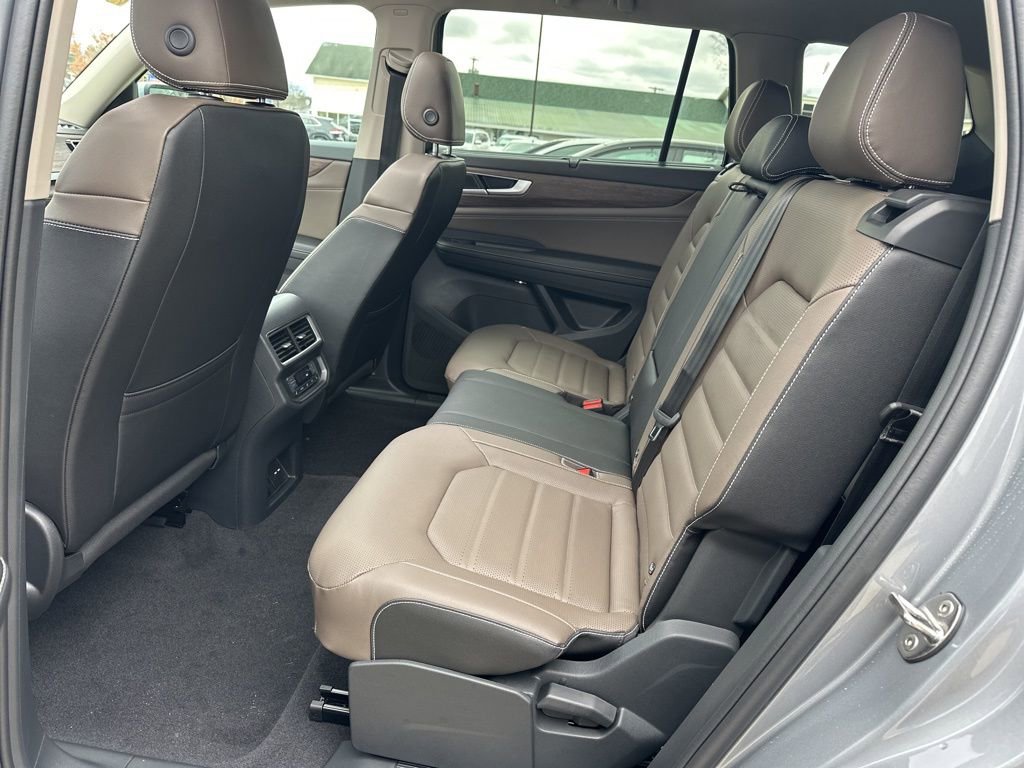 New 2026 Volkswagen Atlas SEL image 26