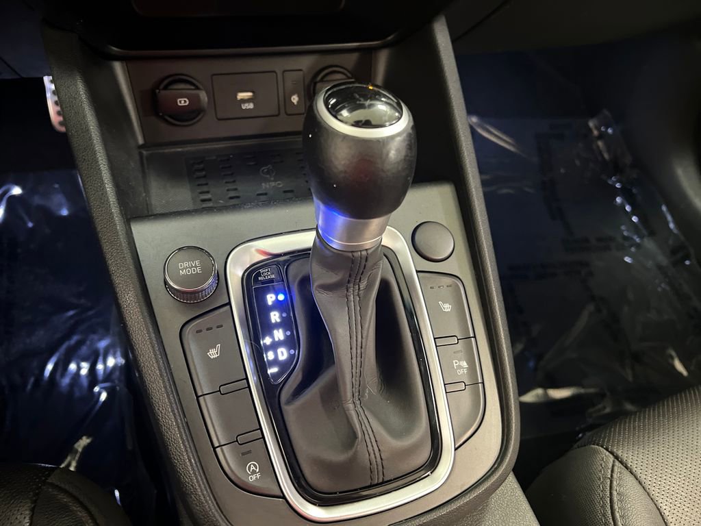 Used 2022 Hyundai Kona Limited image 25