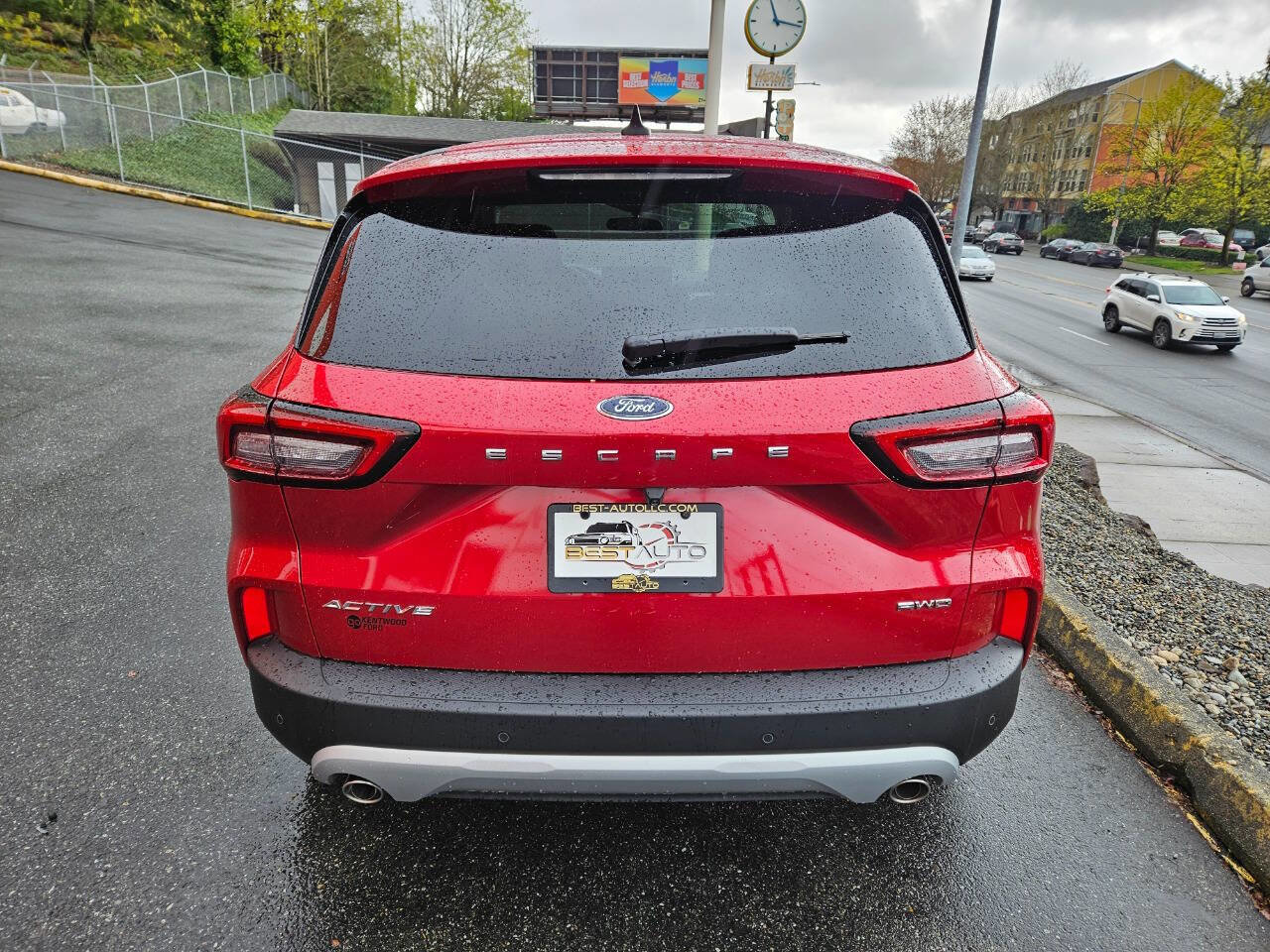 Used 2025 Ford Escape Active w/ Active Premium Tech Pack image 4