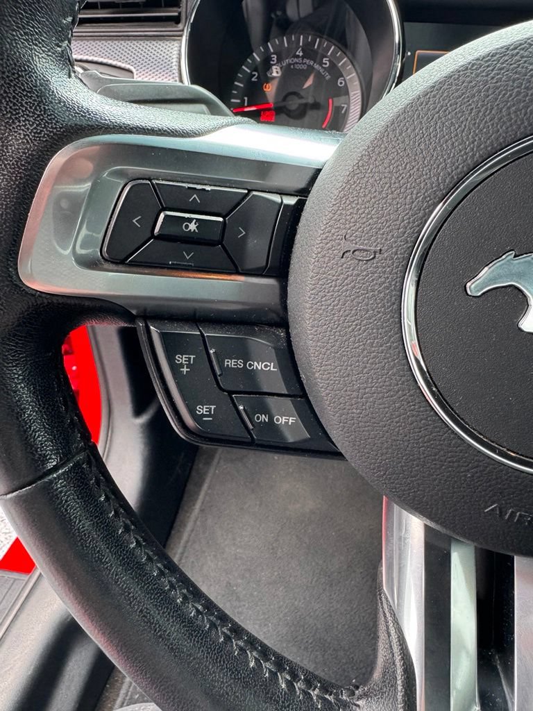 Used 2017 Ford Mustang GT RWD image 17